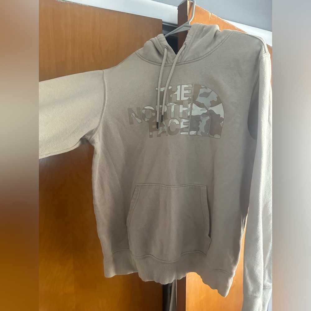 Camo hoodie